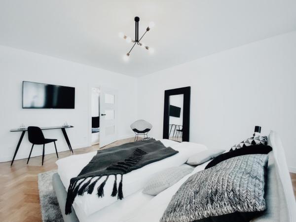 Pension MONO - Adults Only : photo 10 de la chambre suite deluxe avec lit king-size