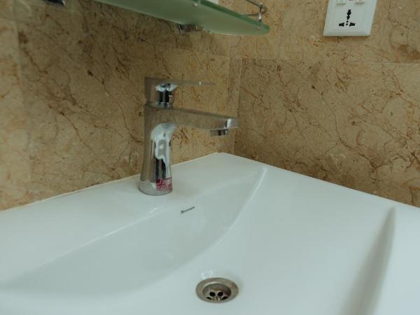 Hotel Tulsi : photo 10 de la chambre chambre familiale supérieure