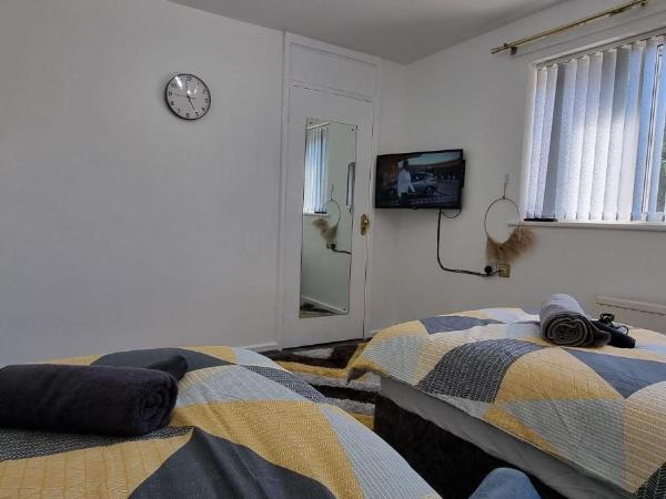 Glamorous room with WiFi and Netflix : photo 2 de la chambre chambre double avec salle de bains commune