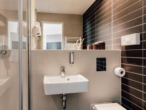 Select Hotel Style Berlin : photo 4 de la chambre chambre quadruple supérieure