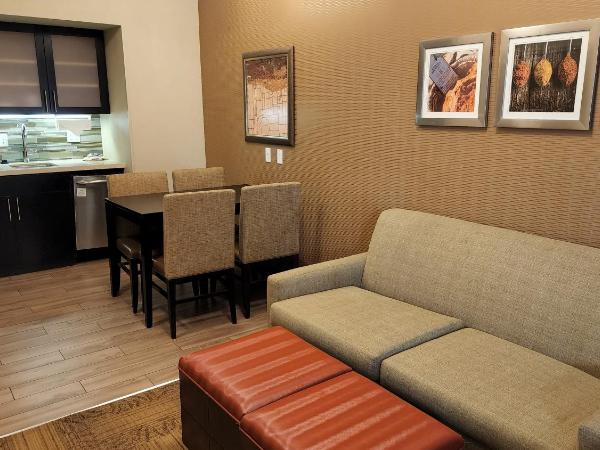 Staybridge Suites Denver Downtown, an IHG Hotel : photo 7 de la chambre suite studio avec 2 lits queen-size