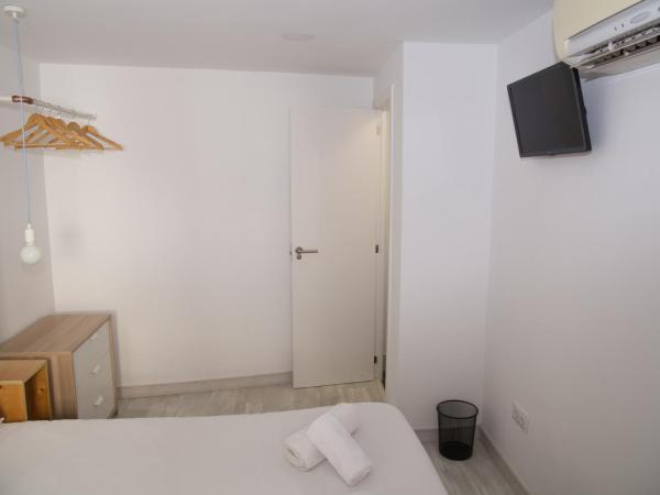 The Nomad Hostel&Pension : photo 4 de la chambre chambre double avec vue interne