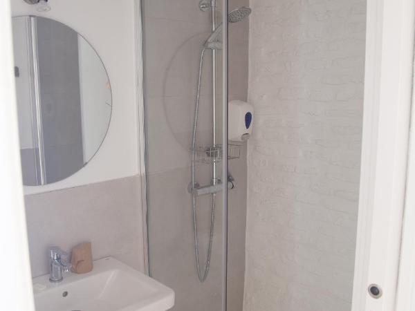 The Nomad Hostel&Pension : photo 4 de la chambre chambre simple deluxe avec balcon