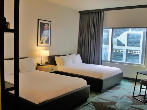 Downtown Grand Hotel & Casino : photo 2 de la chambre studio lit queen-size double gallery - non-fumeurs