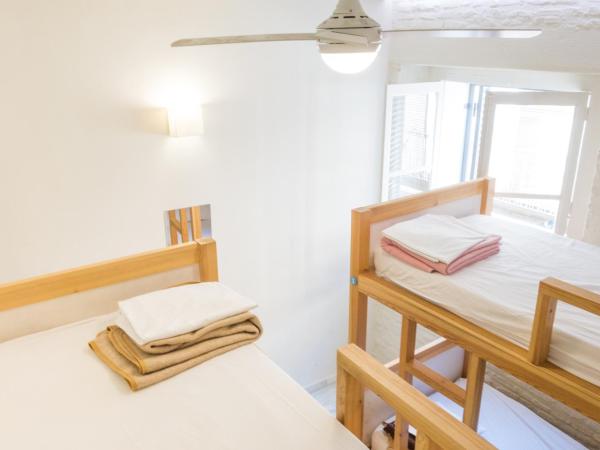 The Nomad Hostel&Pension : photo 3 de la chambre lit dans dortoir mixte de 4 lits
