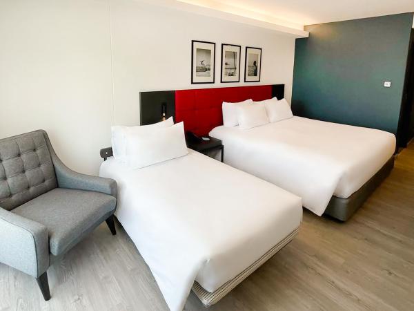 Travelodge Phuket Town : photo 6 de la chambre chambre familiale