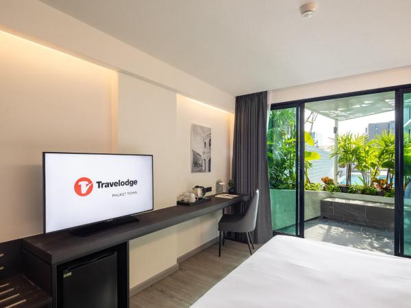 Travelodge Phuket Town : photo 4 de la chambre hébergement terrasse standard
