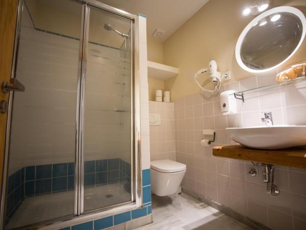 The Nomad Hostel&Pension : photo 3 de la chambre chambre lits jumeaux avec balcon