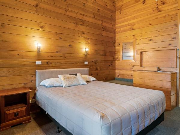 Aspiring Lodge Motel : photo 4 de la chambre studio familial