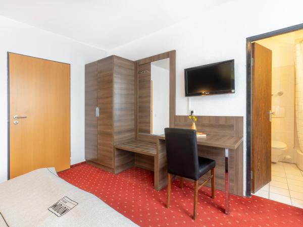 Hotel Leonet : photo 4 de la chambre chambre double confort