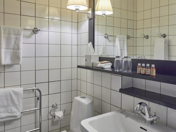 First Hotel Grand : photo 3 de la chambre chambre double standard