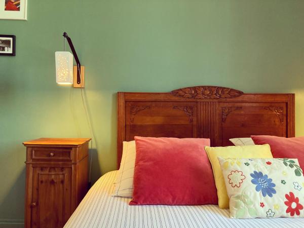 Léhontine : photo 7 de la chambre chambre supérieure lit queen-size