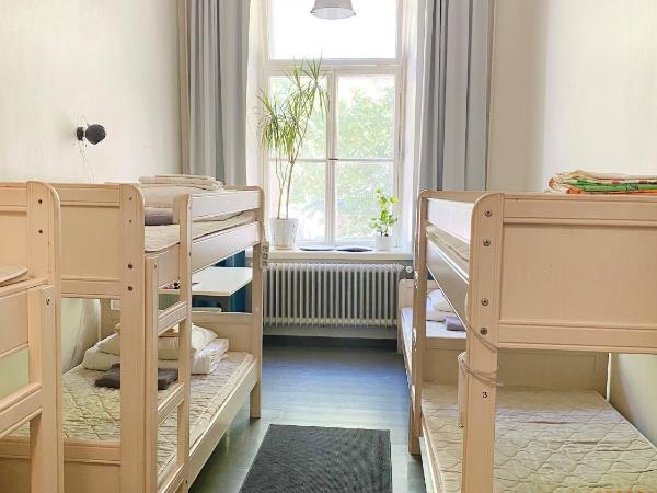 Hostel Suomenlinna : photo 1 de la chambre chambre familiale