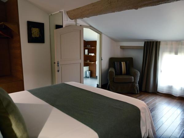 L'Hostalet : photo 2 de la chambre chambre double - mansardée