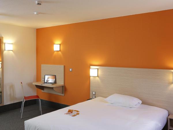 B&B HOTEL Gap : photo 1 de la chambre chambre double - accessible aux personnes  mobilit rduite 