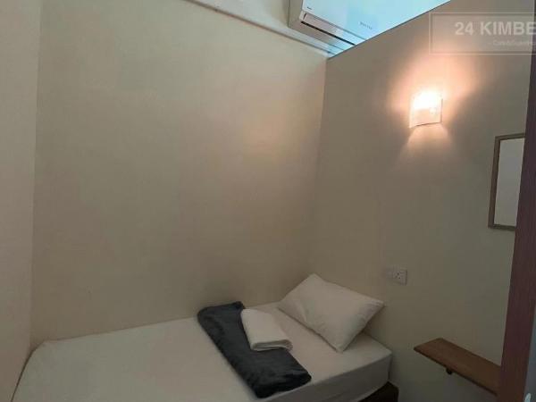 24 Kimberley : photo 1 de la chambre lit simple dans dortoir pour hommes avec salle de bains commune