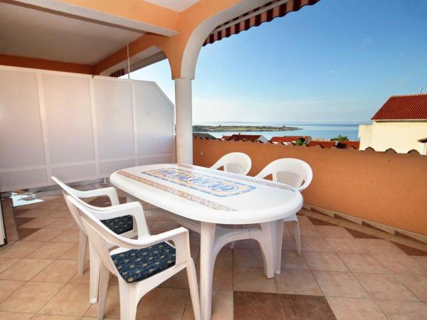 Apartments and rooms with a swimming pool Novalja, Pag - 9334 : photo 9 de la chambre appartement 1 chambre avec terrasse - vue sur mer