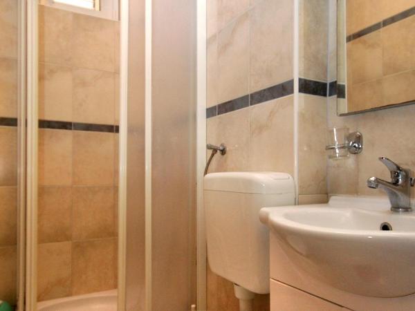 Apartments and rooms with a swimming pool Novalja, Pag - 9334 : photo 4 de la chambre appartement 1 chambre avec terrasse