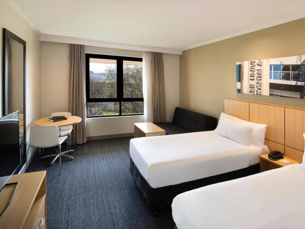 Mercure Sydney Macquarie Park : photo 7 de la chambre chambre lits jumeaux standard