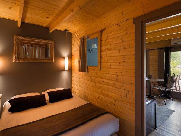 Hôtel Quai des Pontis : photo 2 de la chambre chambre quadruple avec terrasse