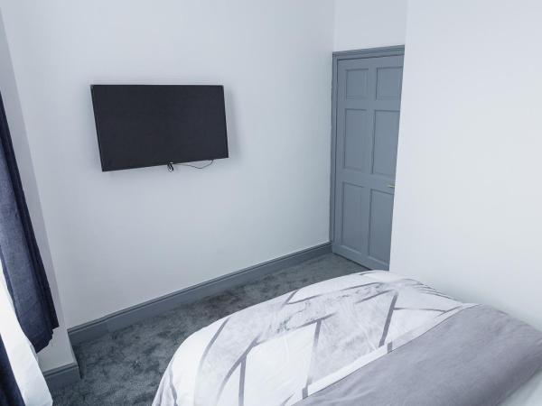 Empress House : photo 3 de la chambre chambre double avec salle de bains privative