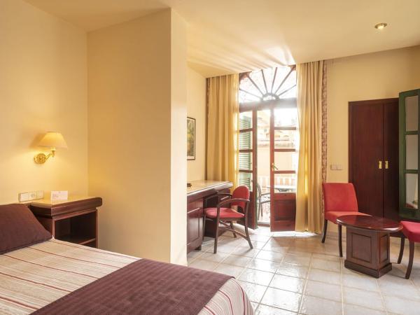 Hotel Guitart Rosa - Adults Only : photo 7 de la chambre chambre double - vue sur jardin