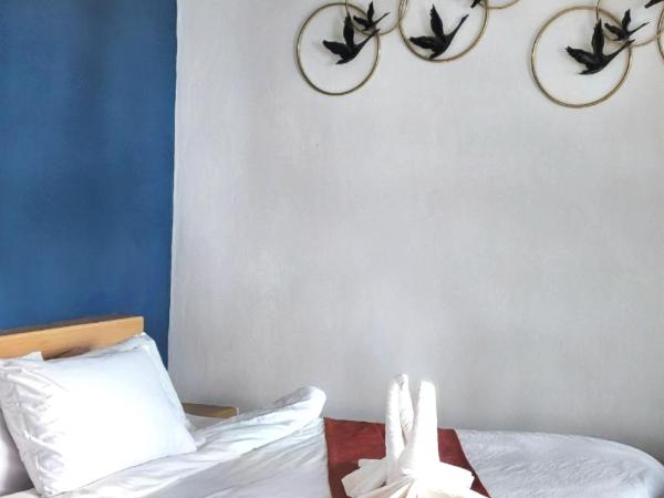 Cliff Lanta Suite-Koh Lanta Krabi : photo 5 de la chambre chambre double deluxe avec balcon - vue sur mer