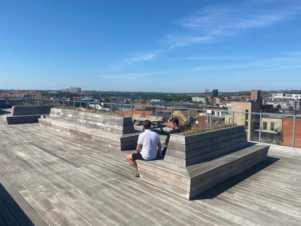 Central Apartment with Panorama Rooftop & Free Parking : photo 9 de la chambre appartement avec terrasse