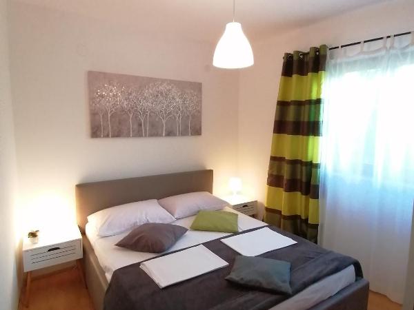 Apartments and rooms with parking space Crikvenica - 12305 : photo 3 de la chambre appartement 2 chambres avec terrasse et vue sur la mer