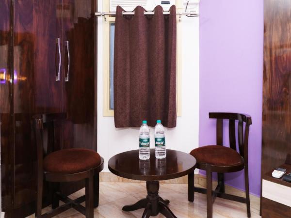 Airport Hotel Shivaka Inn : photo 10 de la chambre chambre deluxe