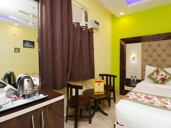 Airport Hotel Shivaka Inn : photo 8 de la chambre chambre double supérieure