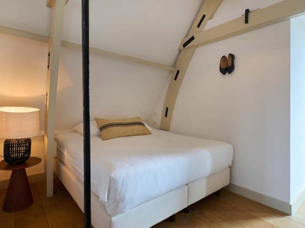 Hello I'm Local - Boutique Hostel : photo 2 de la chambre chambre quadruple