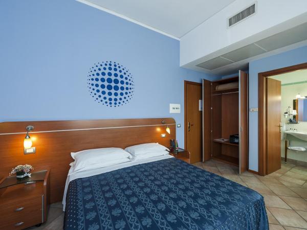 Millennium Gold Hotel : photo 5 de la chambre chambre double ou lits jumeaux