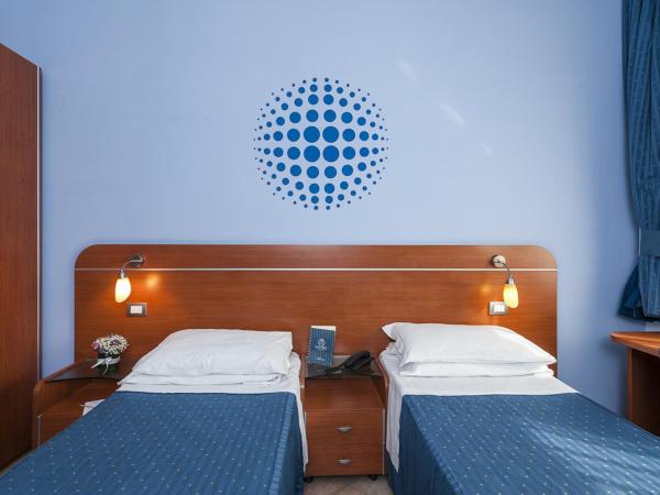 Millennium Gold Hotel : photo 3 de la chambre chambre double ou lits jumeaux