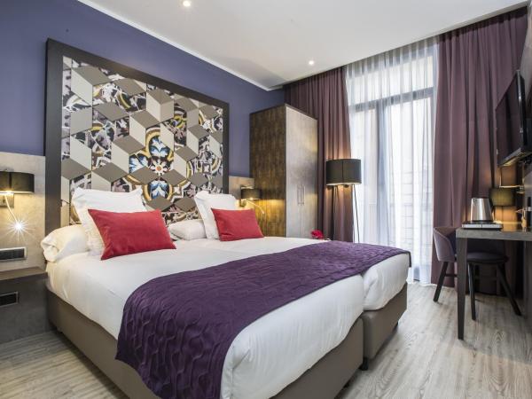 Leonardo Hotel Barcelona Las Ramblas : photo 2 de la chambre chambre double ou lits jumeaux confort 