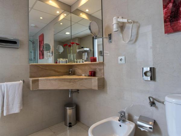 Leonardo Hotel Barcelona Las Ramblas : photo 4 de la chambre chambre Économique