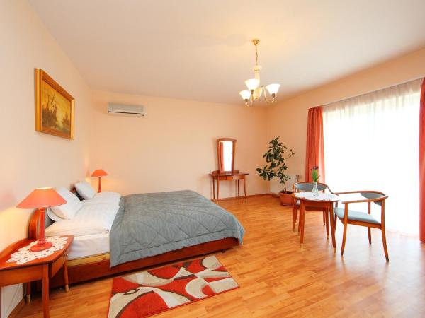 Balazs Villa : photo 5 de la chambre appartement