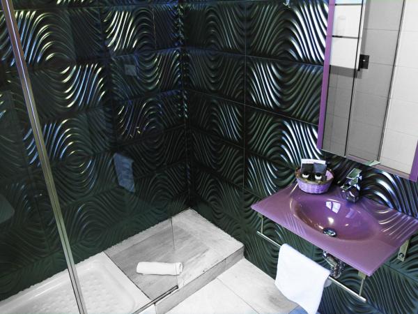 Nest Style Granada : photo 10 de la chambre chambre double extérieure