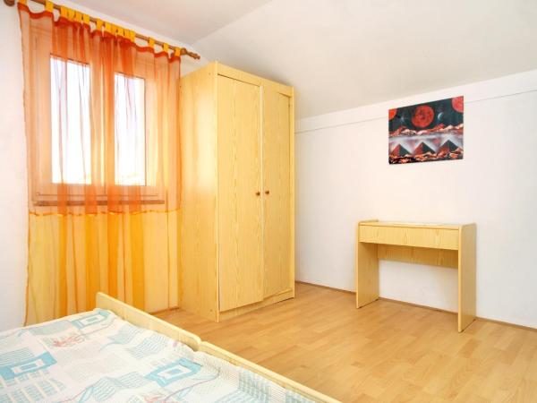 Apartments and rooms with a swimming pool Novalja, Pag - 9334 : photo 4 de la chambre appartement 1 chambre avec terrasse - vue sur mer