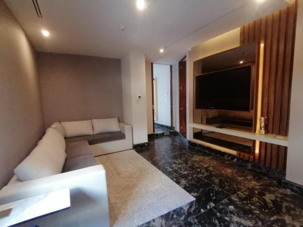 HOTEL & SPA MANSION SOLIS by HOTSSON : photo 5 de la chambre suite supérieure 