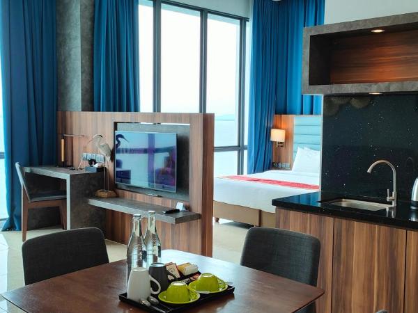 Hompton Hotel by the Beach : photo 4 de la chambre suite familiale 2 chambres