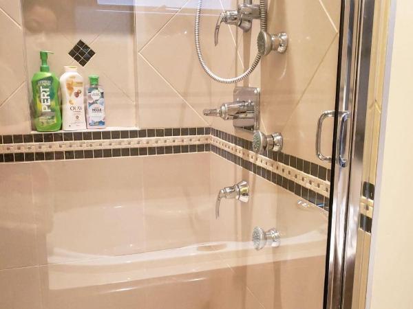 Westmount River Inn : photo 8 de la chambre superior queen with spa bath