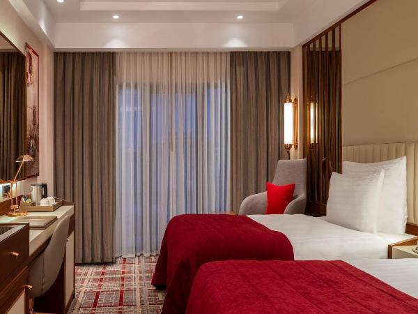 Mövenpick Hotel Istanbul Asia Airport : photo 2 de la chambre chambre lits jumeaux supérieure communicante