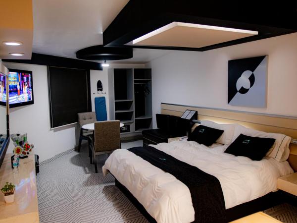 Hotel Contadero Suites y Villas : photo 1 de la chambre chambre lit king-size