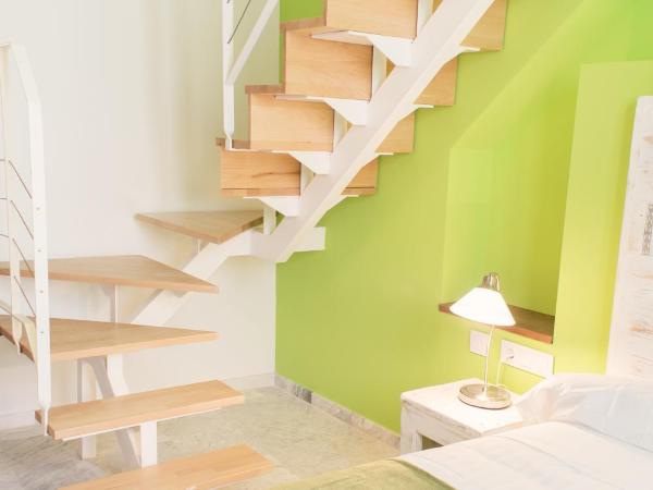 Ad Hoc Carmen : photo 5 de la chambre chambre familiale avec terrasse