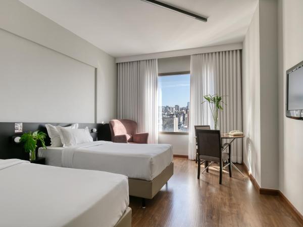 Mercure Belo Horizonte Lourdes : photo 3 de la chambre chambre lits jumeaux standard