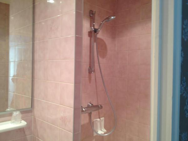 Hotel Du Nord : photo 5 de la chambre chambre double avec douche