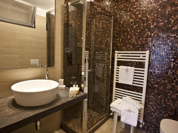 Hotel Aurora : photo 8 de la chambre chambre double ou lits jumeaux