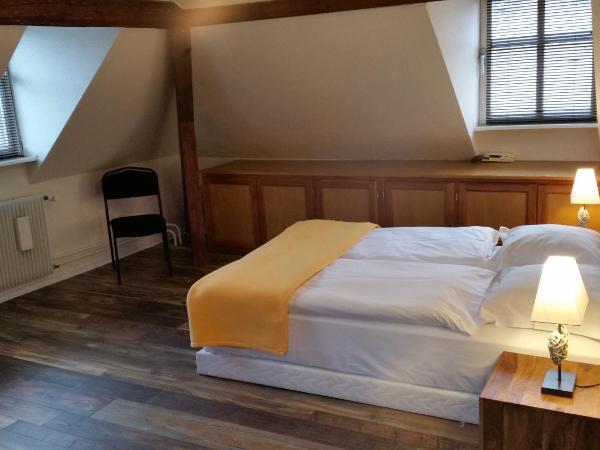 Hotel Roses : photo 1 de la chambre suite