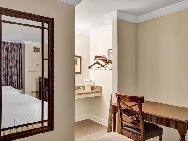 Fort Lauderdale Grand Hotel : photo 8 de la chambre suite traditionnelle 2 lits doubles - côté ville